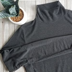 Nine 1 Eight Gray Turtleneck